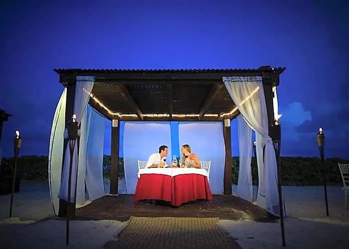 Hotel Bluebay Grand Esmeralda 5*