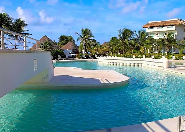 Bluebay Grand Esmeralda